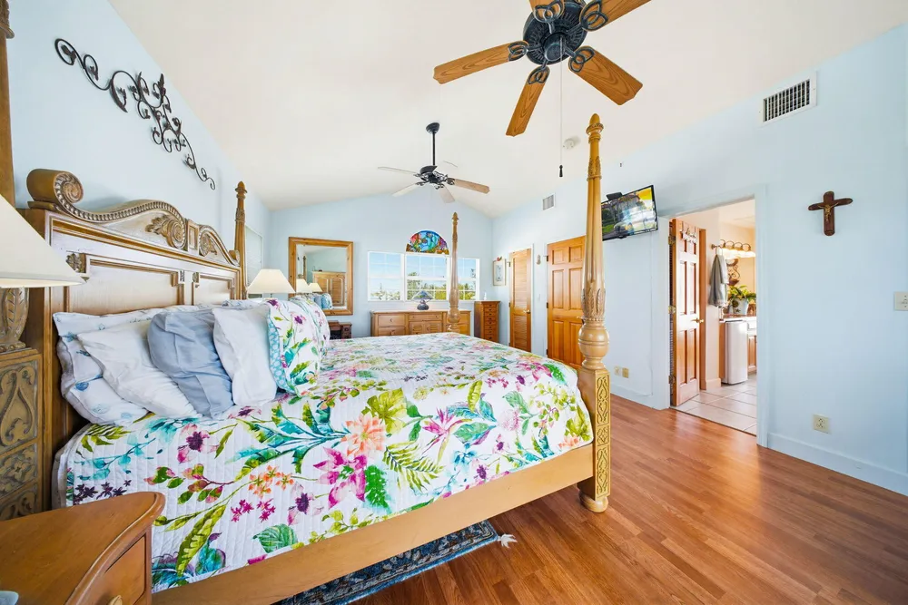 28560 Doubloon Rd, Little Torch Key, FL 33042