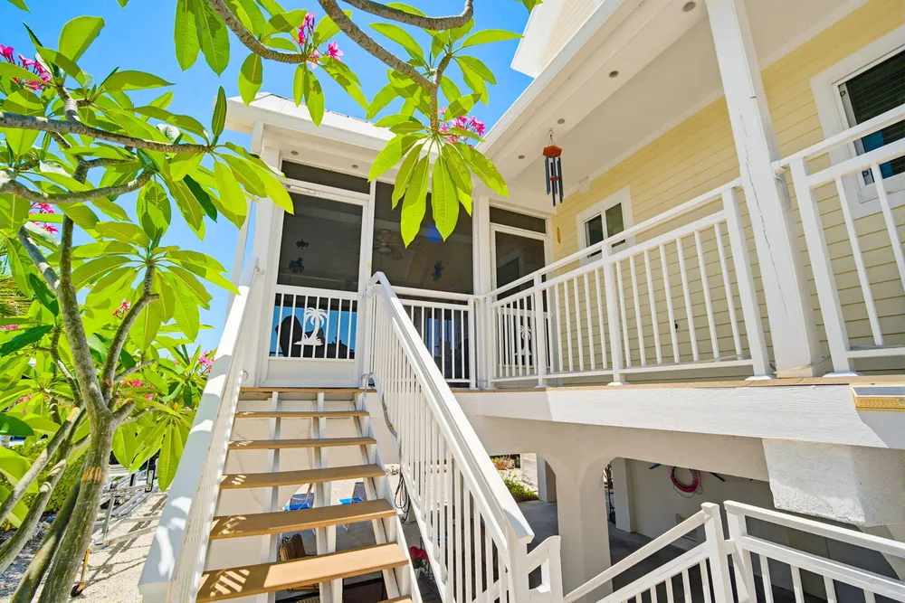 612 Blackbeard Rd, Little Torch Key, FL 33042