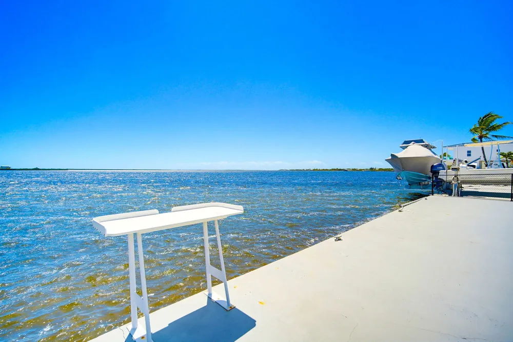 1631 Sunrise Dr, Big Pine, FL 33043