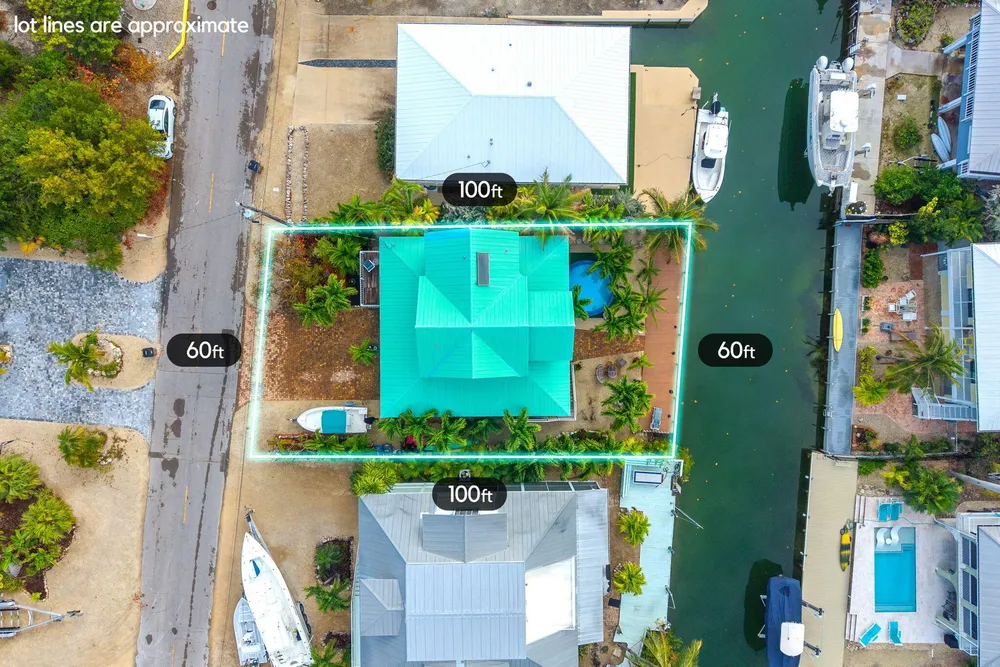 28560 Doubloon Rd, Little Torch Key, FL 33042