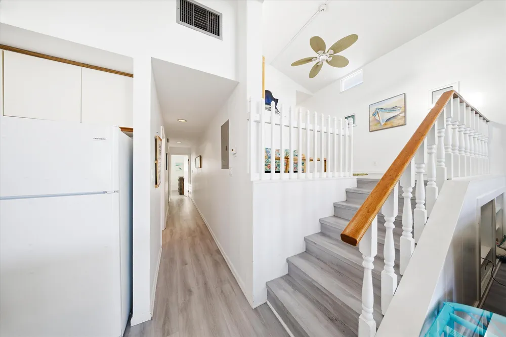 340 E Ocean Dr, Key Colony Beach, FL 33051