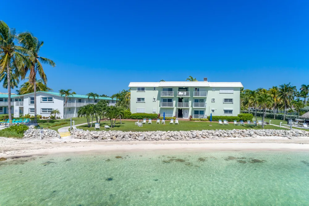 1101 W Ocean Dr, Key Colony Beach, FL 33051