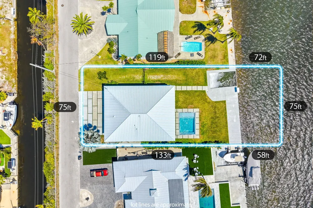 1631 Sunrise Dr, Big Pine, FL 33043