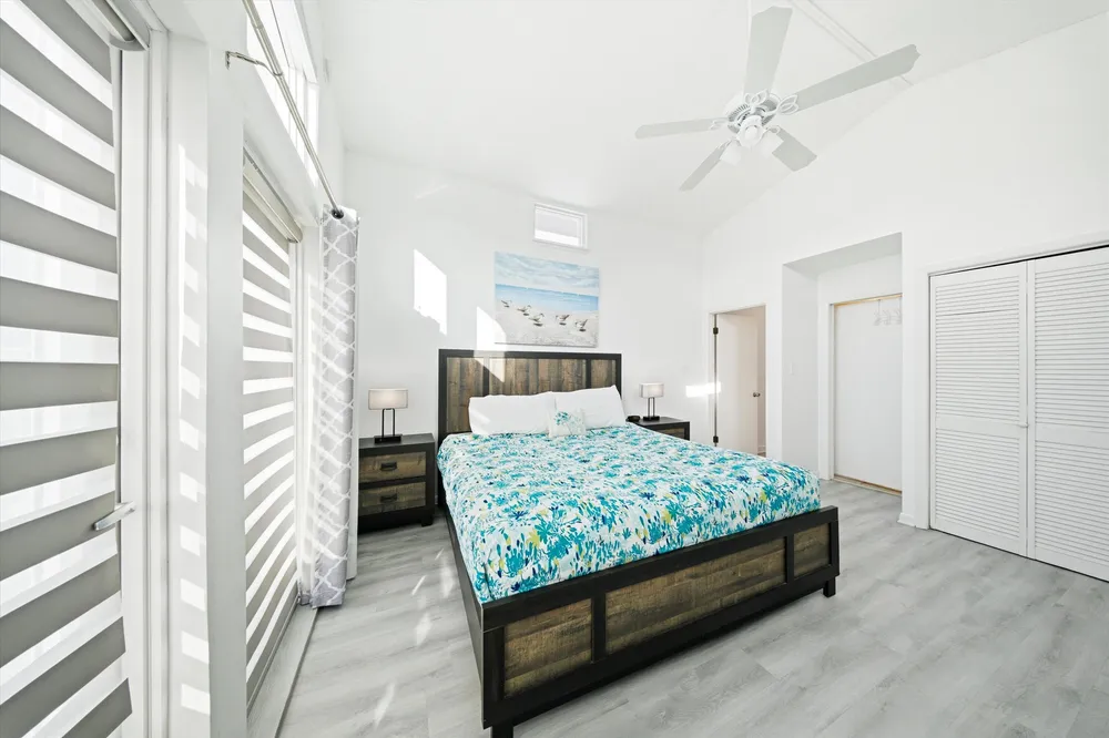 340 E Ocean Dr, Key Colony Beach, FL 33051