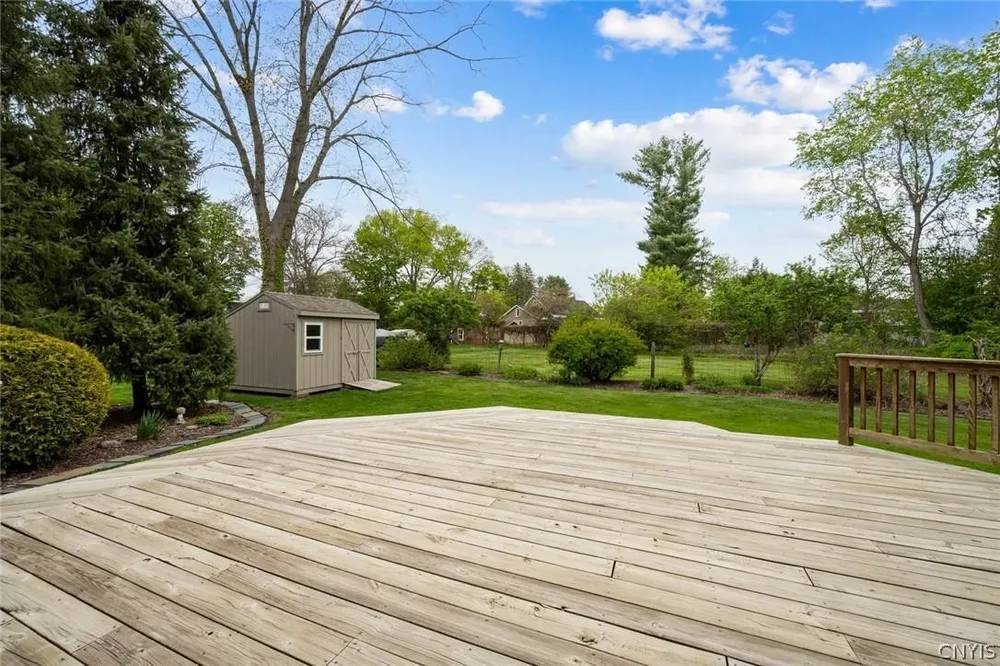 1810 N George St, Rome, NY 13440