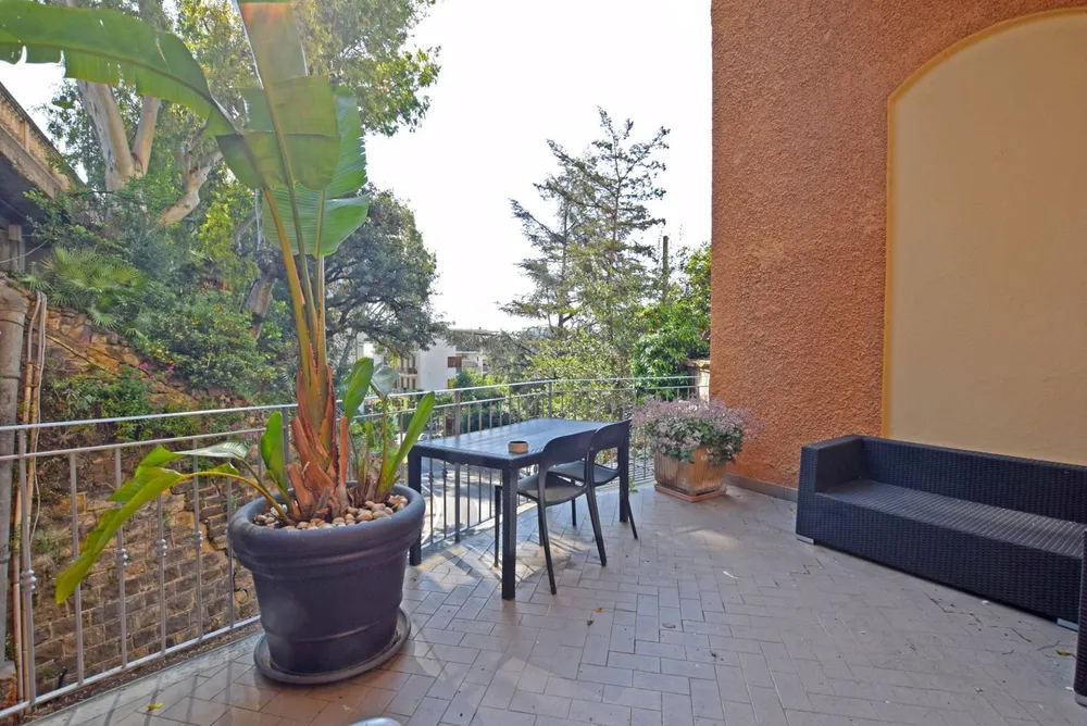 Video tour for Corso Regina Margherita, Ospedaletti, Liguria