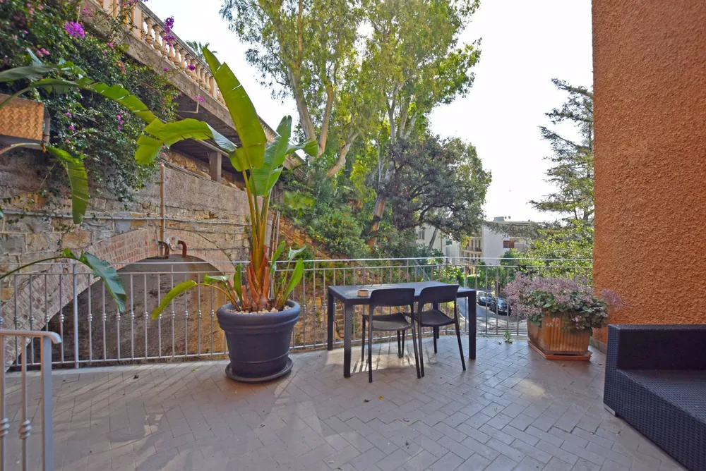 Corso Regina Margherita, Ospedaletti, Liguria