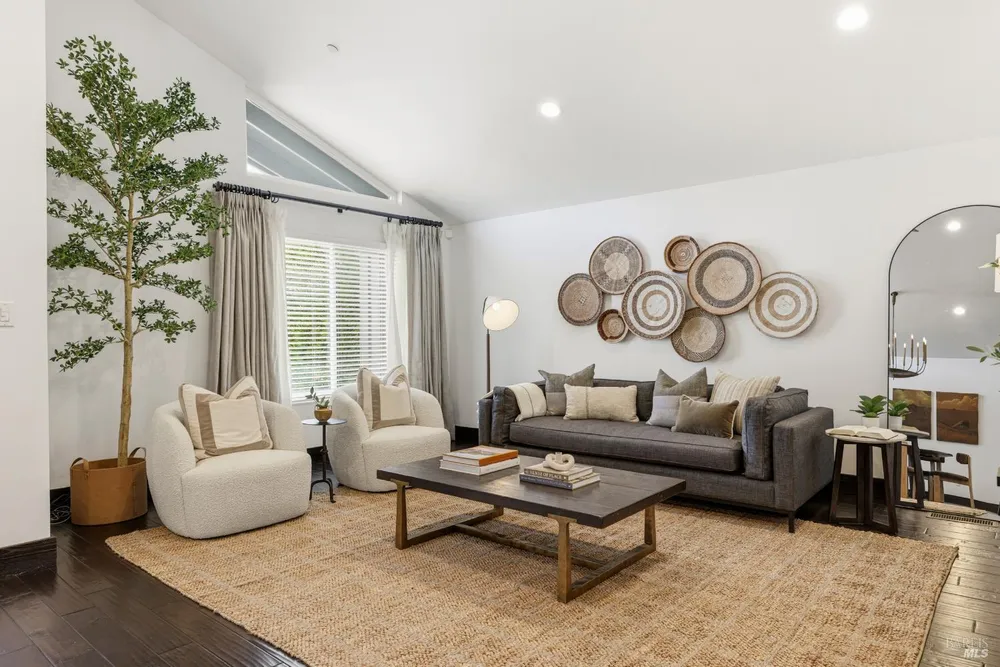 59 Terry Circle, Novato, CA 94947