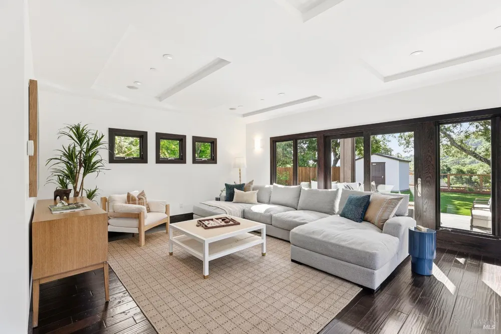 59 Terry Circle, Novato, CA 94947