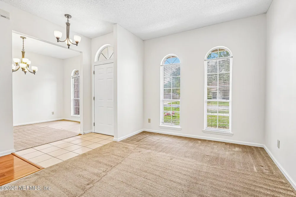 3291 Chimney Dr, Middleburg, FL 32068