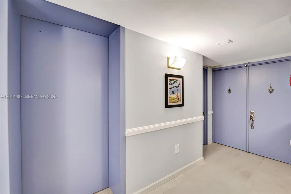 936 Intracoastal Dr, Fort Lauderdale, FL 33304