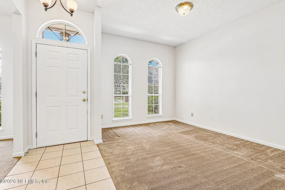 3291 Chimney Dr, Middleburg, FL 32068