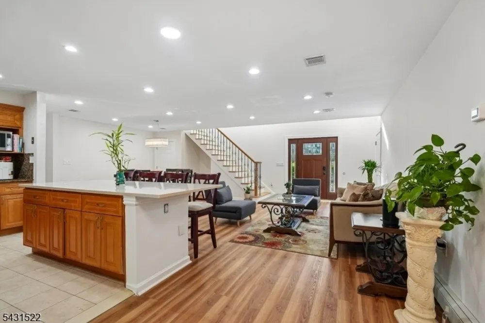 22 Spier Dr, Livingston, NJ 07039