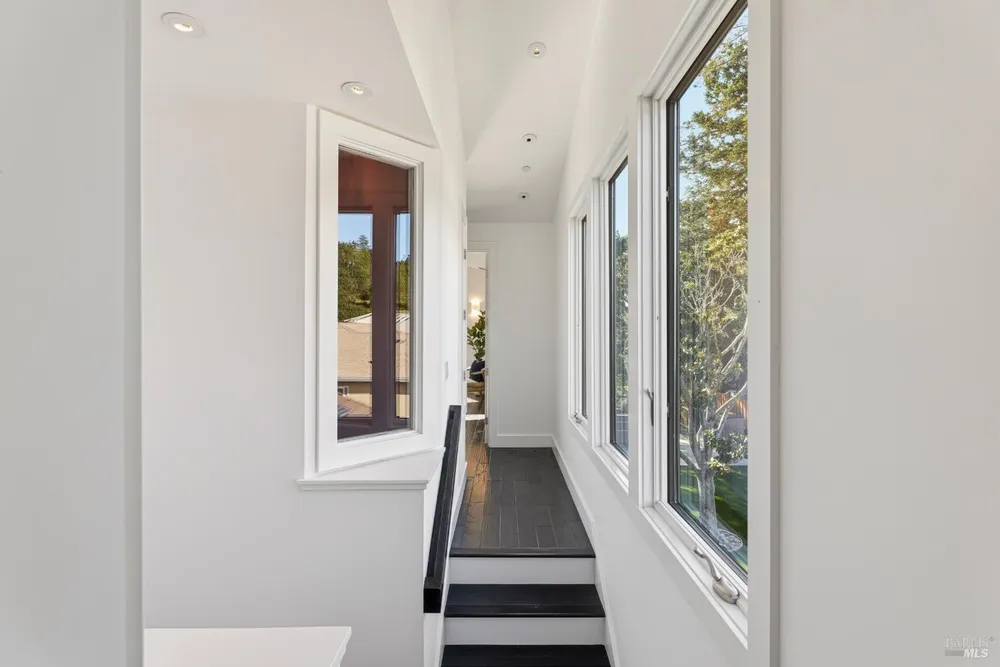 59 Terry Circle, Novato, CA 94947