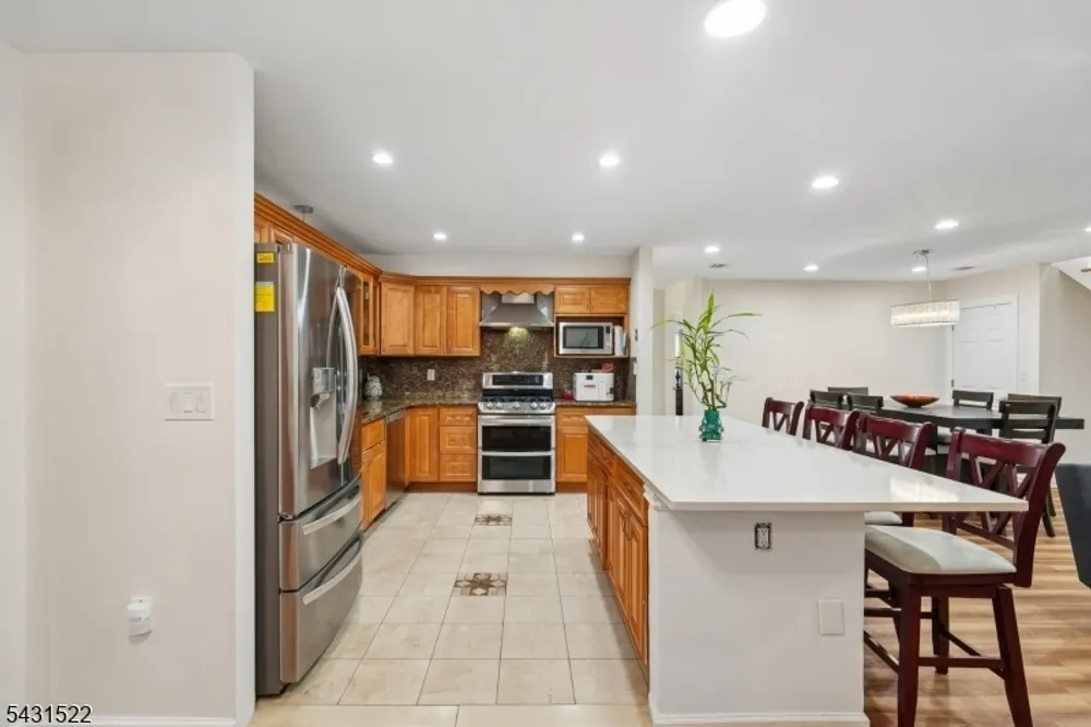 22 Spier Dr, Livingston, NJ 07039