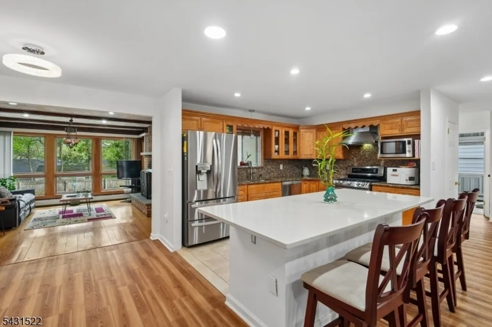 22 Spier Dr, Livingston, NJ 07039