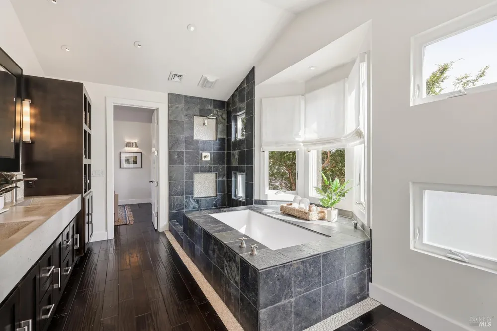 59 Terry Circle, Novato, CA 94947