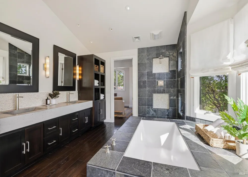 59 Terry Circle, Novato, CA 94947