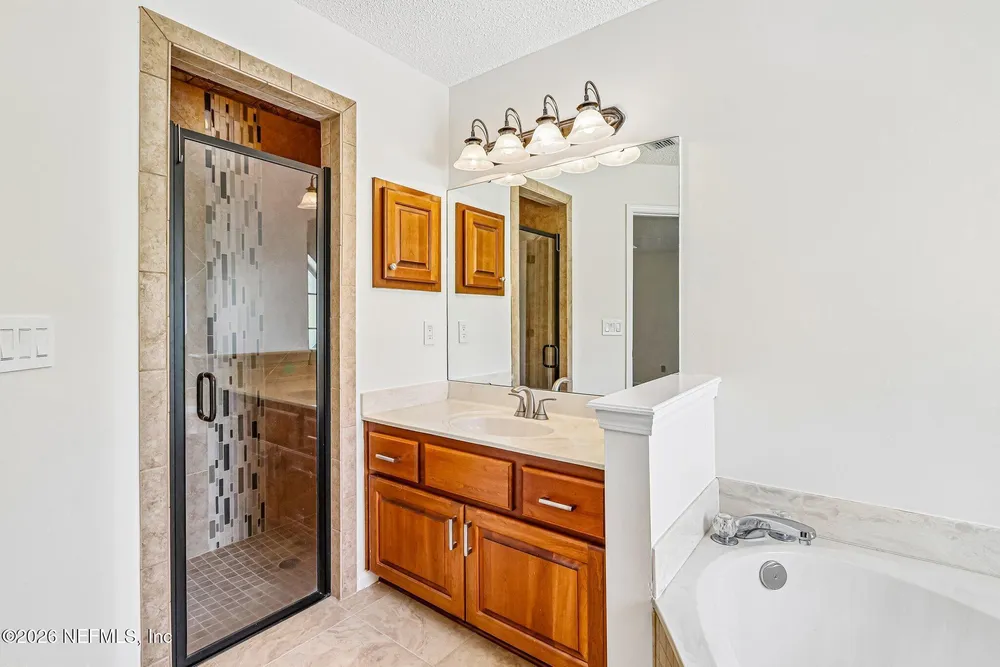 3291 Chimney Dr, Middleburg, FL 32068