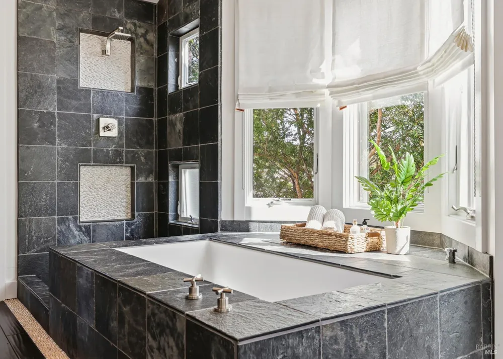 59 Terry Circle, Novato, CA 94947