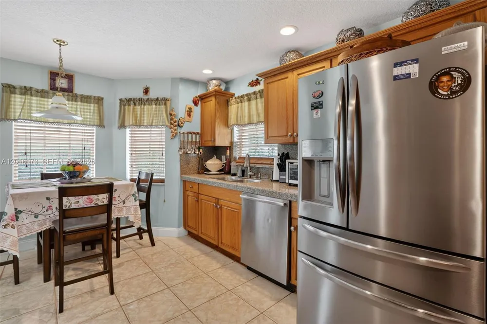 10331 SW 164th Ct, Miami, FL 33196