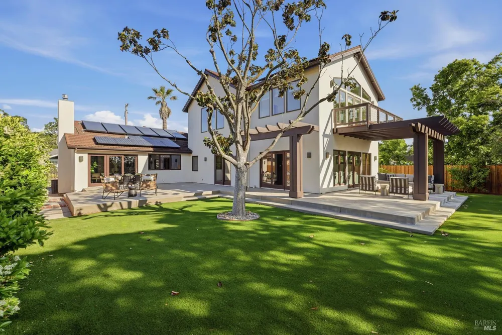 59 Terry Circle, Novato, CA 94947