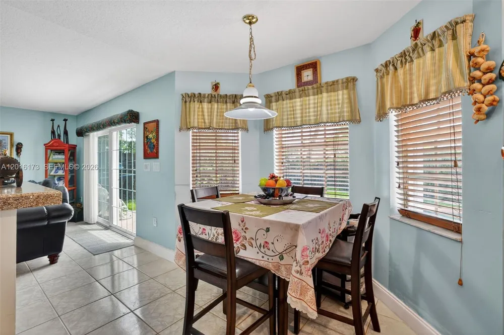 10331 SW 164th Ct, Miami, FL 33196