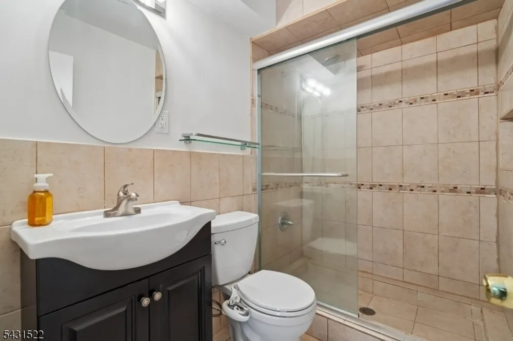 22 Spier Dr, Livingston, NJ 07039