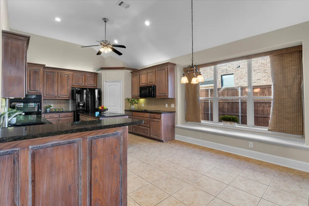 9608 Ironwood Dr, Frisco, TX 75033