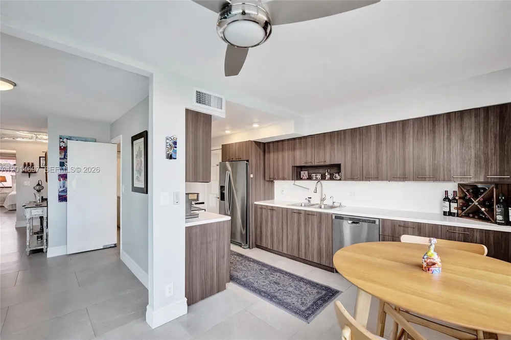 936 Intracoastal Dr, Fort Lauderdale, FL 33304