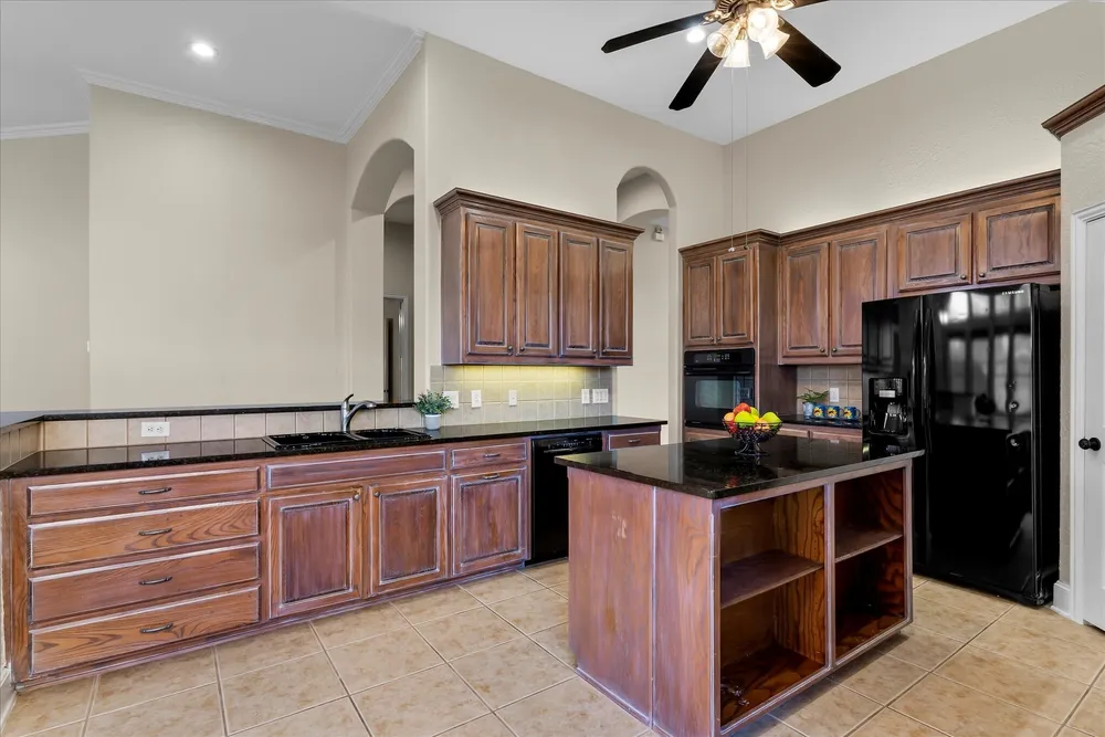 9608 Ironwood Dr, Frisco, TX 75033