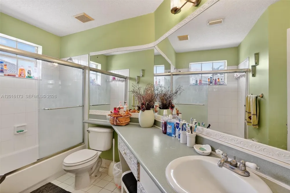 10331 SW 164th Ct, Miami, FL 33196