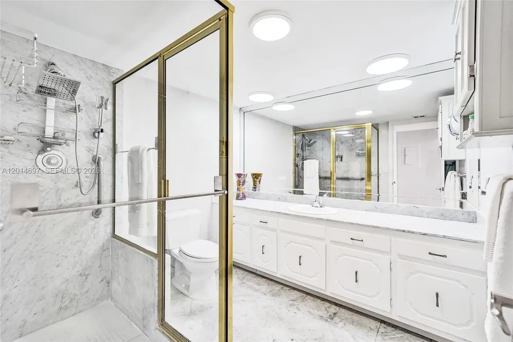 936 Intracoastal Dr, Fort Lauderdale, FL 33304