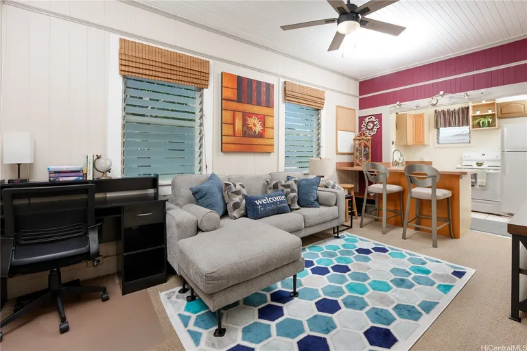 1634 Lusitana St, Honolulu, HI 96813
