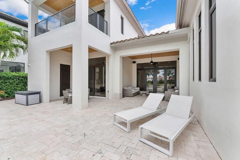 10342 Emerson St, Parkland, FL 33076