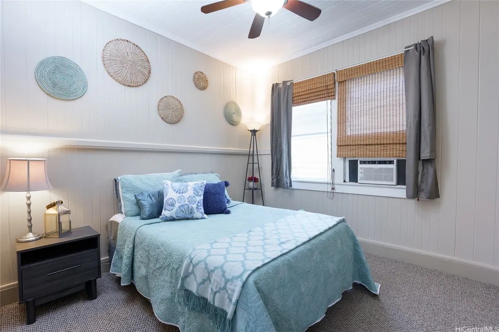1634 Lusitana St, Honolulu, HI 96813