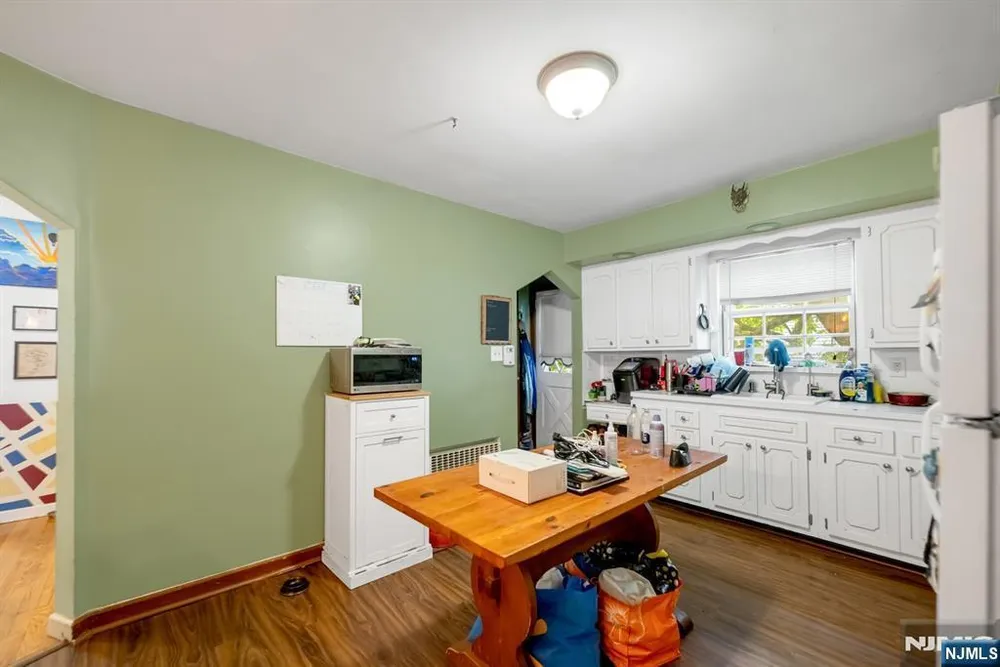 151 Washington St, Lodi, NJ 07644