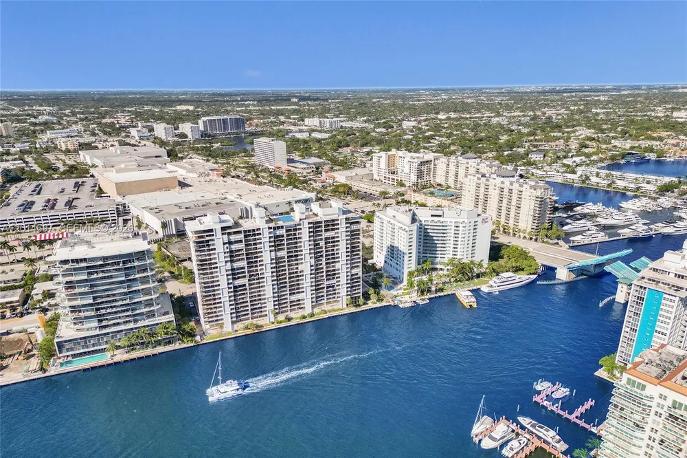 936 Intracoastal Dr, Fort Lauderdale, FL 33304