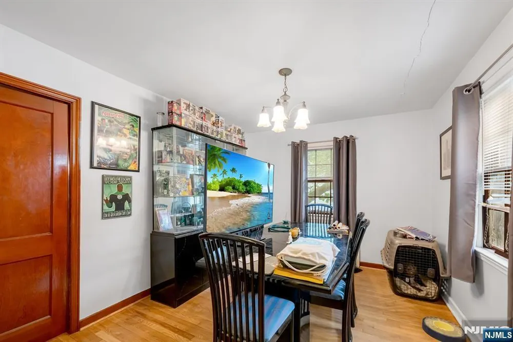 151 Washington St, Lodi, NJ 07644