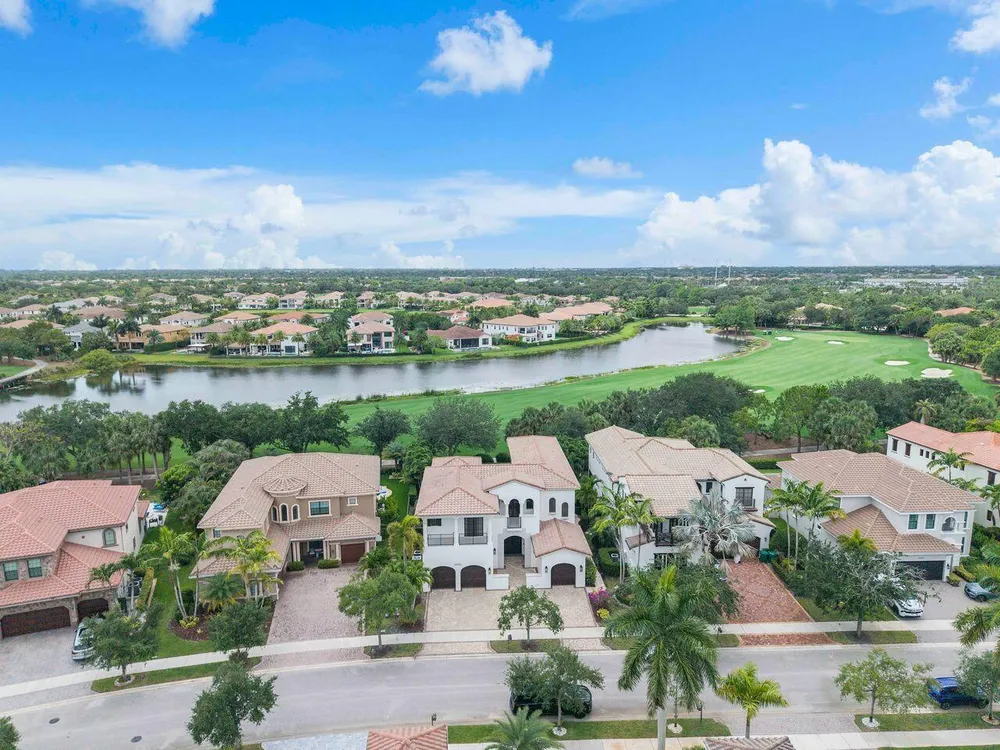10342 Emerson St, Parkland, FL 33076