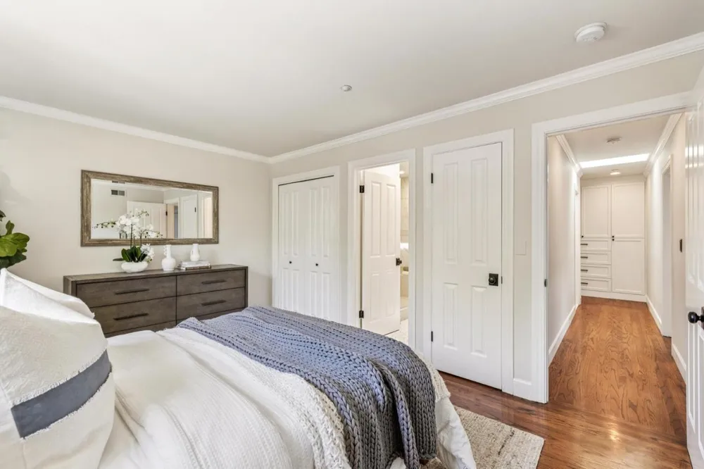 806 Fiesta Dr, San Mateo, CA 94403