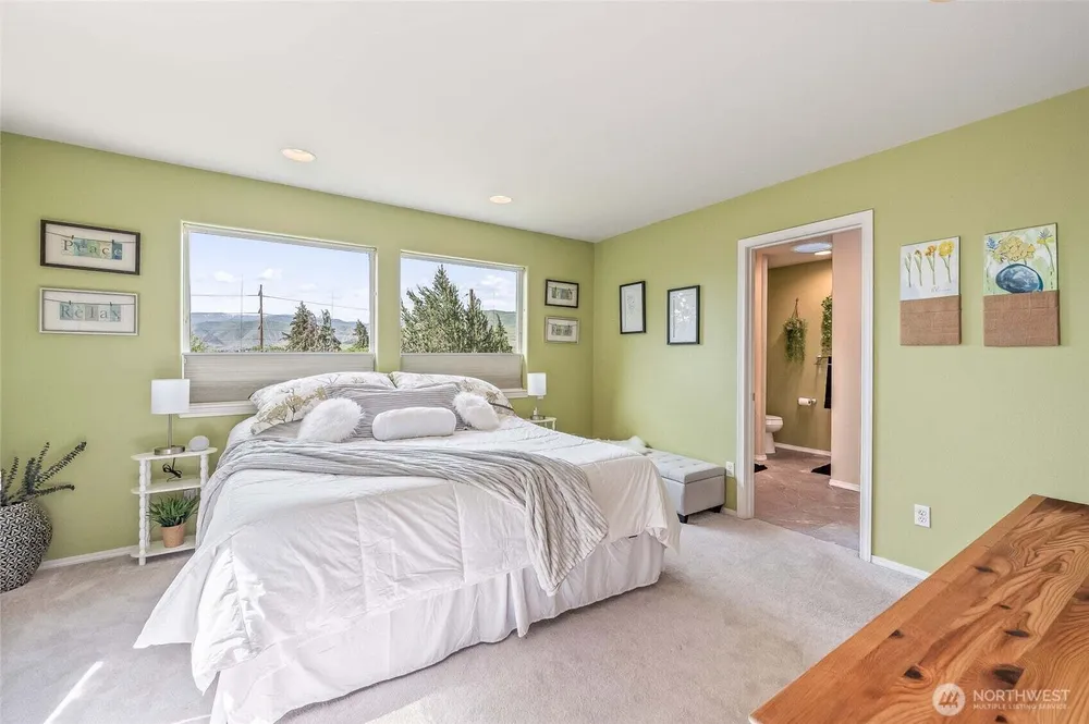 316 Easy St, Wenatchee, WA 98801
