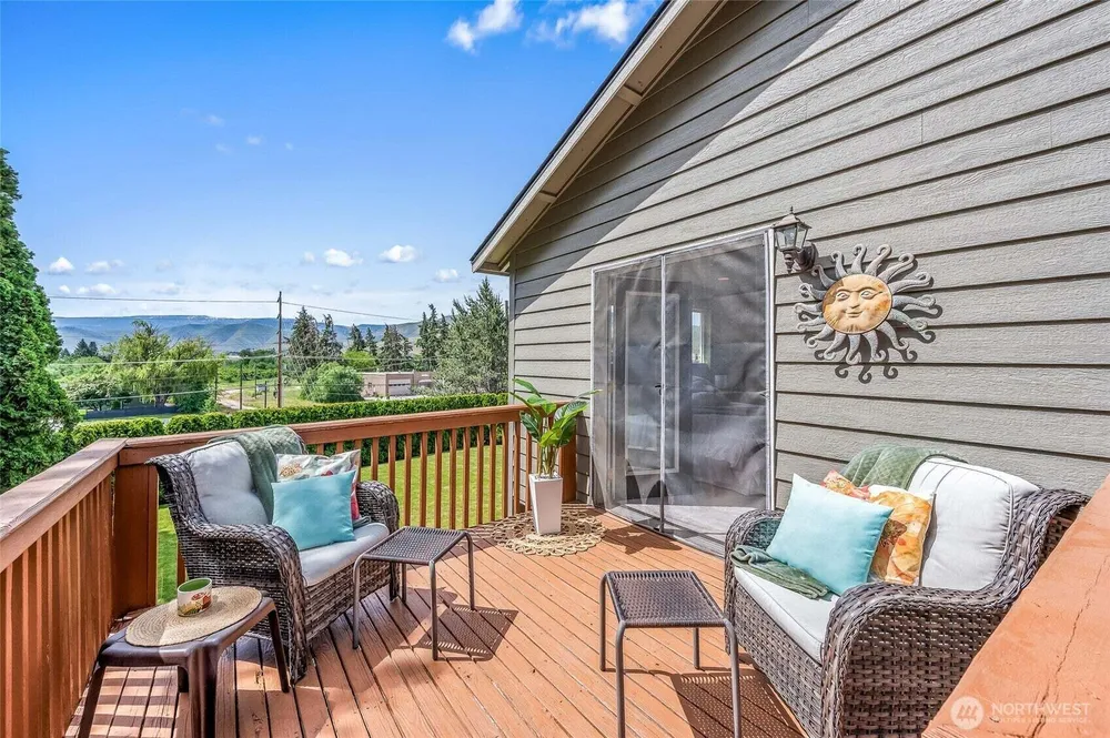 316 Easy St, Wenatchee, WA 98801