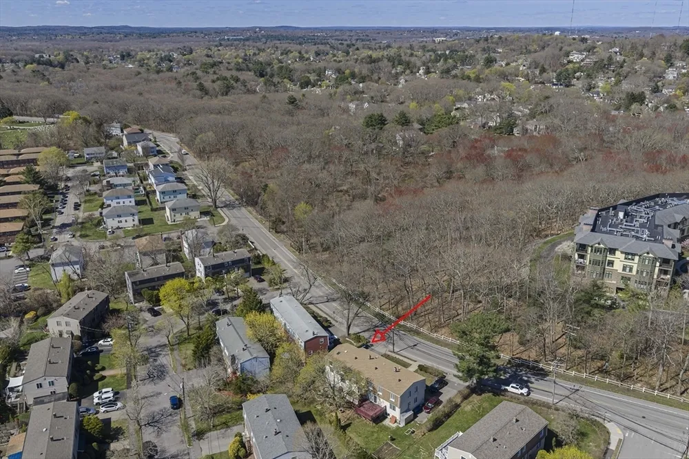 206 Lagrange St, Newton, MA 02467