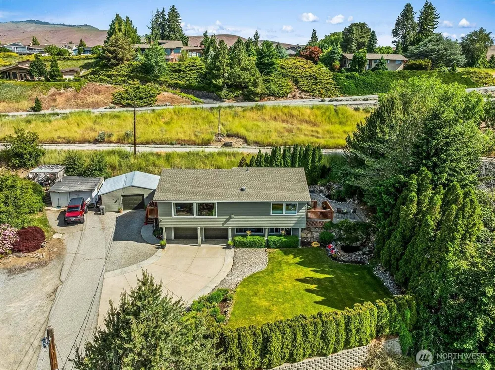 316 Easy St, Wenatchee, WA 98801