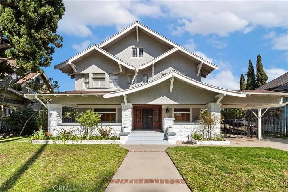 2167 W 20th St, South Los Angeles, CA 90018