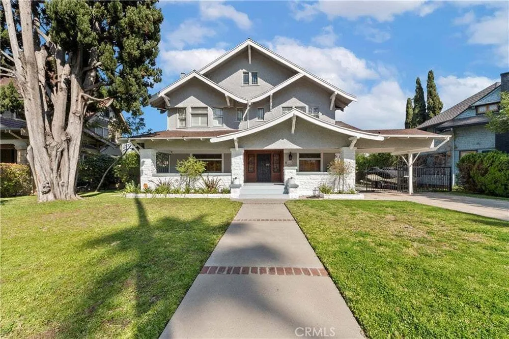2167 W 20th St, South Los Angeles, CA 90018