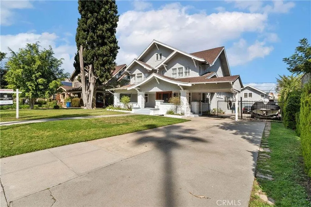 2167 W 20th St, South Los Angeles, CA 90018