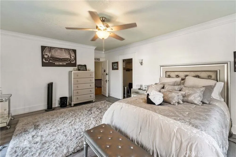 2167 W 20th St, South Los Angeles, CA 90018
