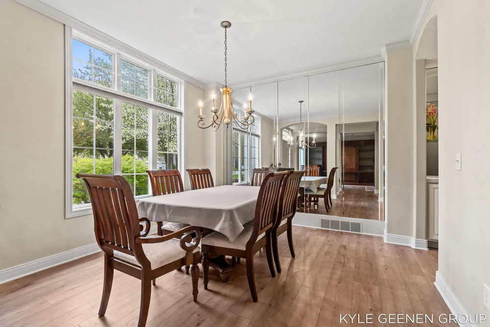 2918 Foxboro Ln, Holland, MI 49424